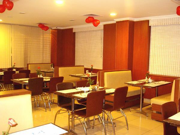 Mala Inn Chennai Exterior foto